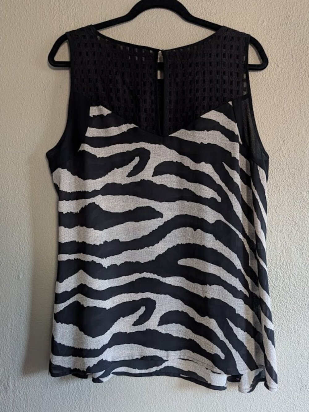 Cabi | Zebra Print Mixed Media Tank | Size L - Picture 6 of 7